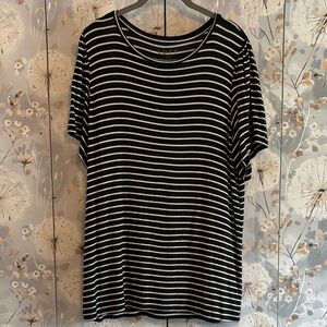 LOFT Black & White Striped Short Sleeve Tee